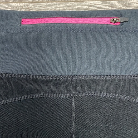 NWOT Mondetta Padded Cycling Biking Shorts Pocket L - Picture 13 of 14